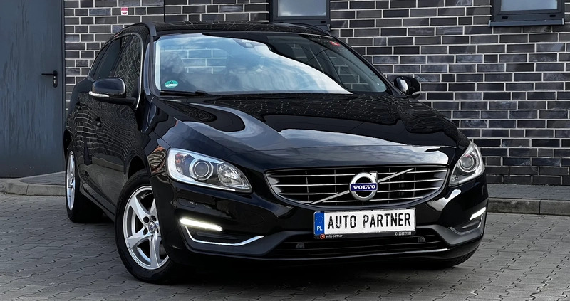 Volvo V60 cena 48500 przebieg: 178000, rok produkcji 2015 z Katowice małe 667